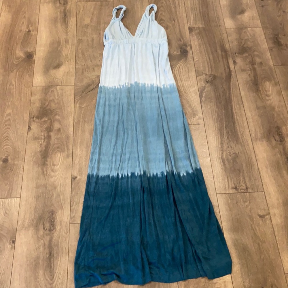 Elan Ombre Blue Maxi Dress